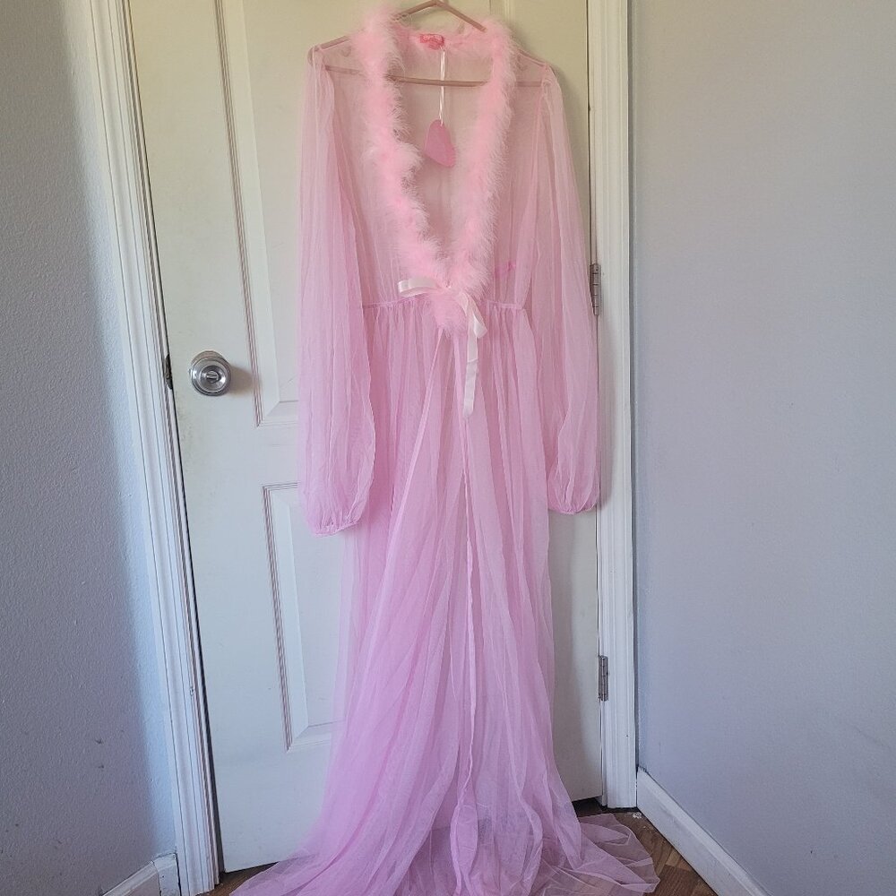 Dolls Kill Sugar Thrillz XL/XXL 'Sugar Coated Crush' Marabou Robe